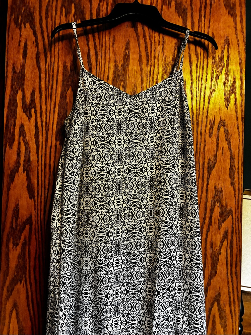 Boohoo Black and White Printed Spaghetti Strap Maxi Dress